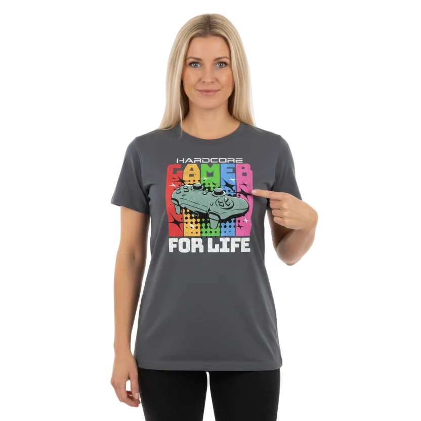 Hardcore Gamer Studiobild - Pekar på texten