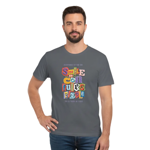 Smile Studiobild - Hand på höft